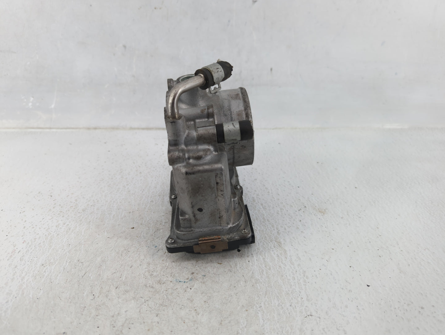 2017-2019 Nissan Rogue Throttle Body P/N:4BA60-01 Fits Fits 2017 2018 2019 OEM Used Auto Parts - Oemusedautoparts1.com