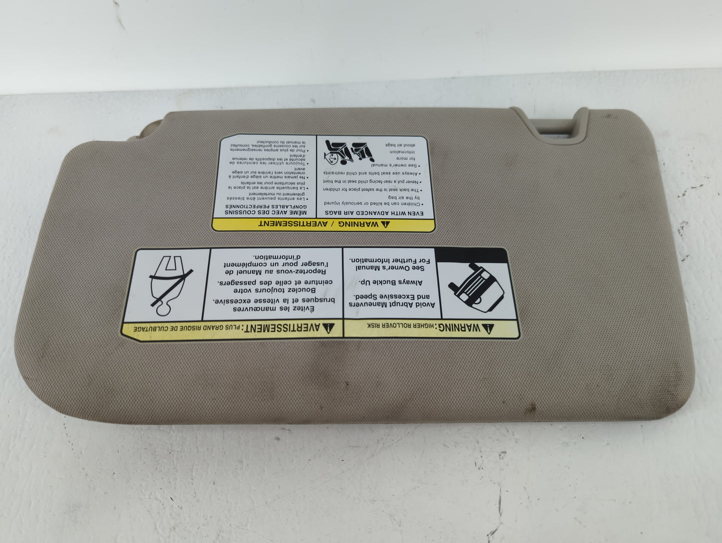 2018-2020 Nissan Rogue Sun Visor Shade Replacement Passenger Right Mirror Fits Fits 2018 2019 2020 OEM Used Auto Parts - Oem