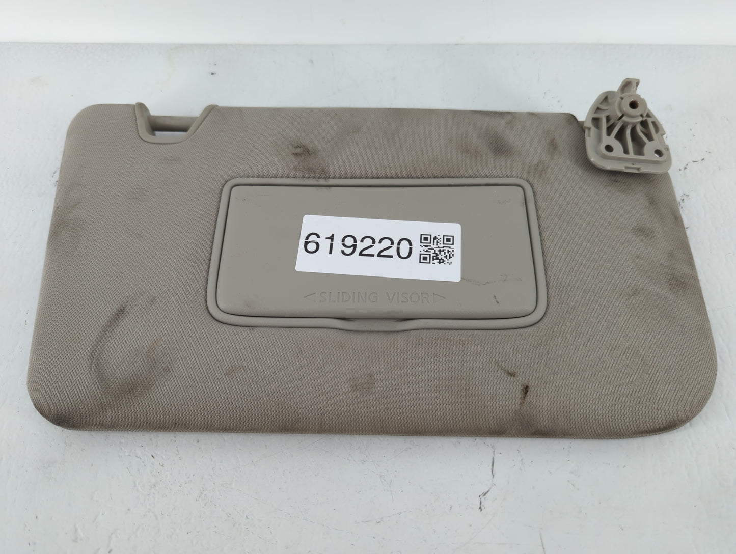 2018-2020 Nissan Rogue Sun Visor Shade Replacement Passenger Right Mirror Fits Fits 2018 2019 2020 OEM Used Auto Parts - Oem