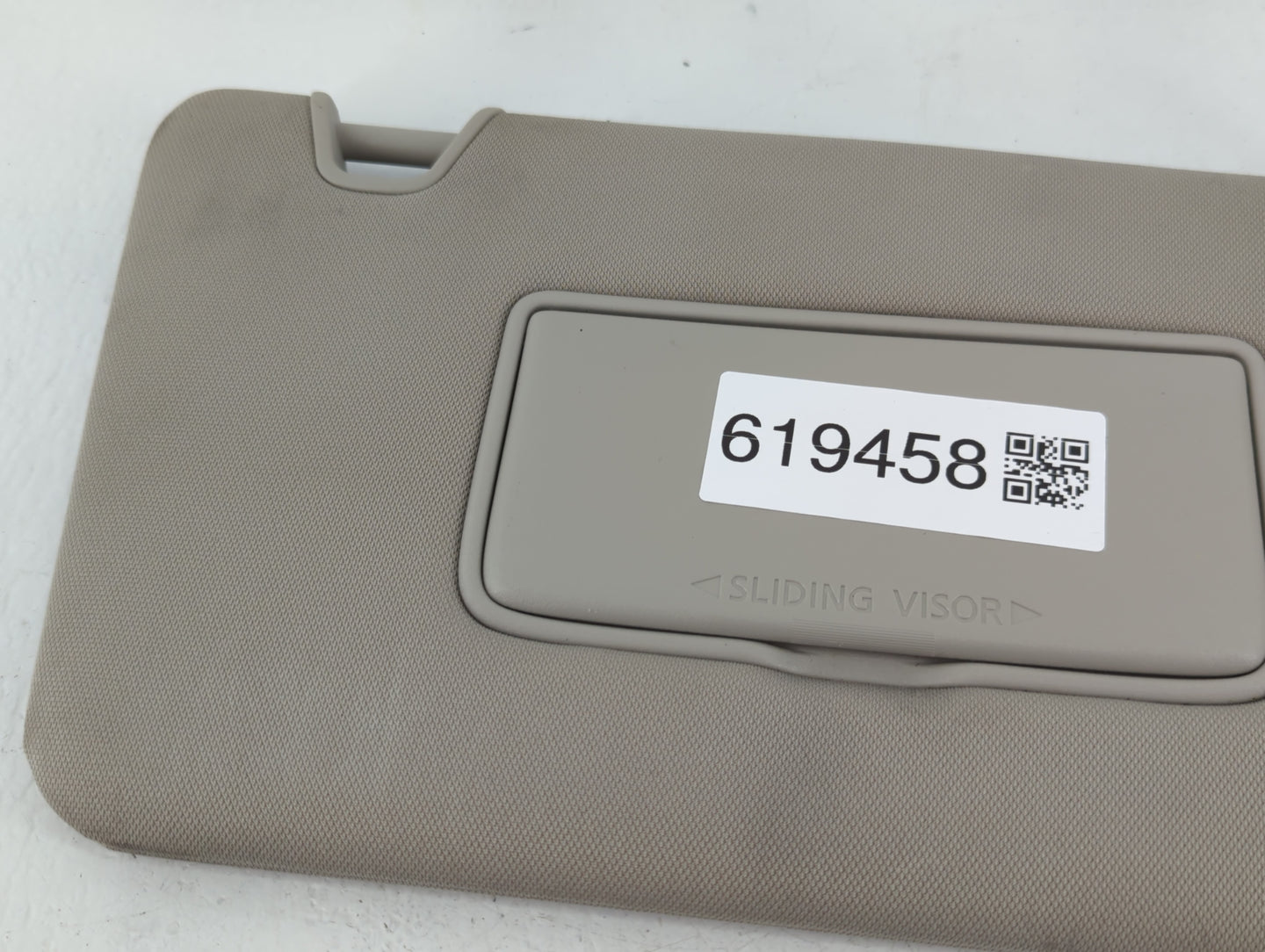 2018-2020 Nissan Rogue Sun Visor Shade Replacement Passenger Right Mirror Fits Fits 2018 2019 2020 OEM Used Auto Parts - Oem