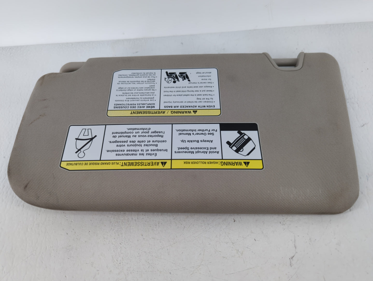 2018-2020 Nissan Rogue Sun Visor Shade Replacement Passenger Right Mirror Fits Fits 2018 2019 2020 OEM Used Auto Parts - Oem