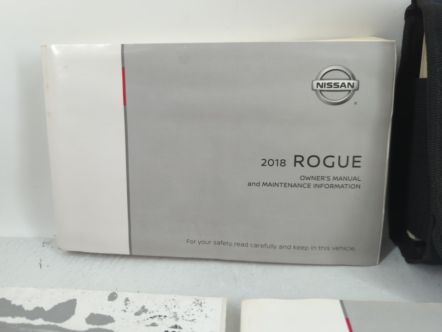 2018 Nissan Rogue Owners Manual Book Guide OEM Used Auto Parts - Oemusedautoparts1.com