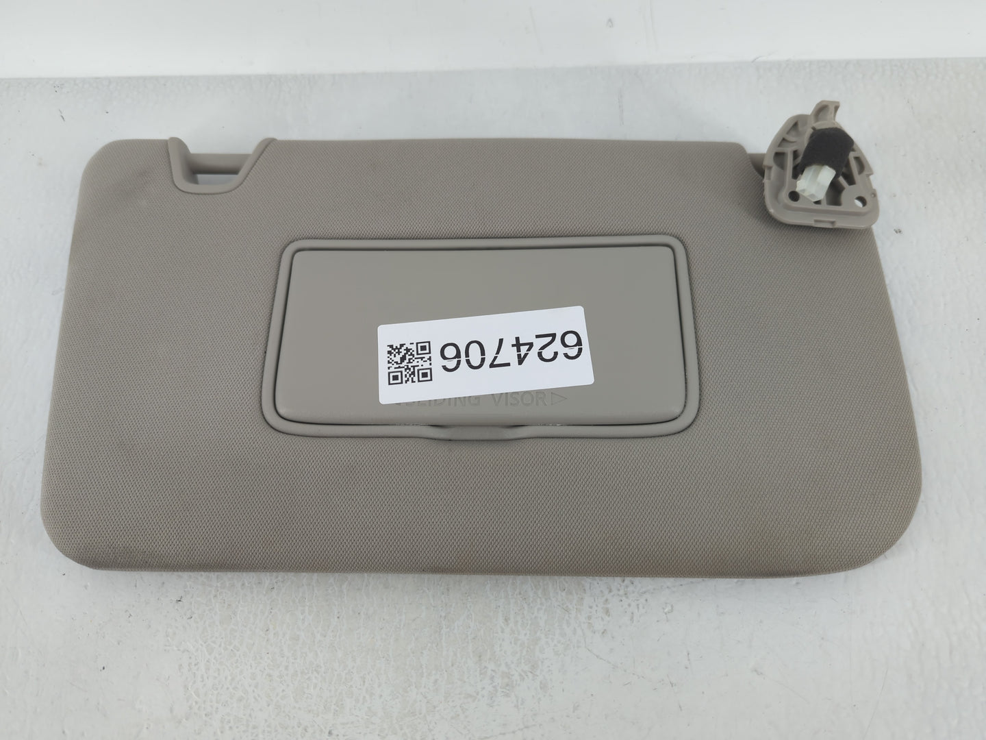2018-2020 Nissan Rogue Sun Visor Shade Replacement Passenger Right Mirror Fits Fits 2018 2019 2020 OEM Used Auto Parts - Oem