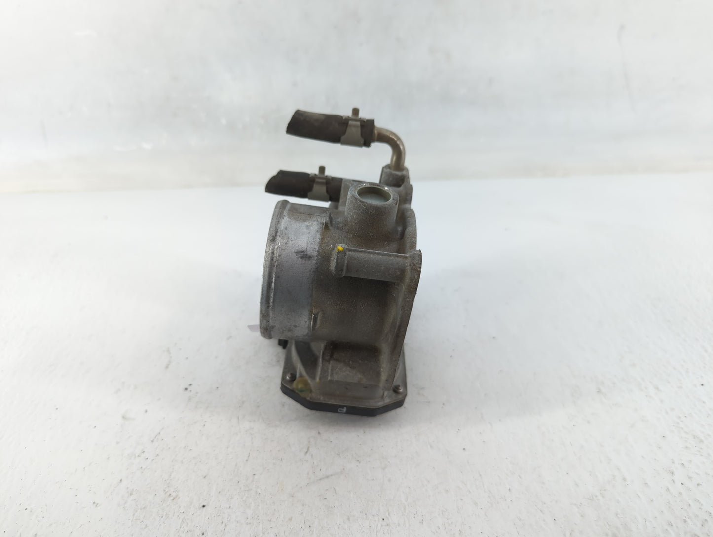 2014-2020 Nissan Rogue Throttle Body P/N:3TA60-01 C Fits Fits 2013 2014 2015 2016 2017 2018 2019 2020 OEM Used Auto Parts - 
