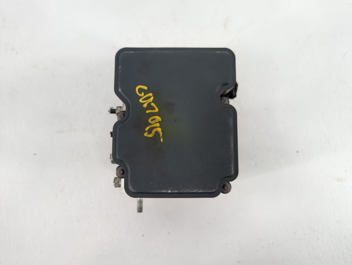 2018 Nissan Rogue ABS Pump Control Module Replacement P/N:47660 7FW2A Fits OEM Used Auto Parts - Oemusedautoparts1.com