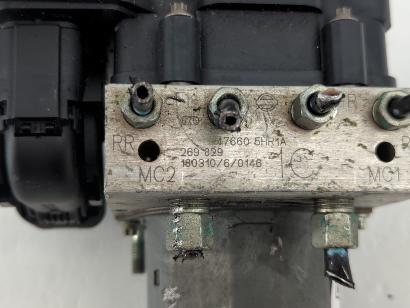 2018 Nissan Rogue ABS Pump Control Module Replacement P/N:47660 5HR1A Fits OEM Used Auto Parts - Oemusedautoparts1.com