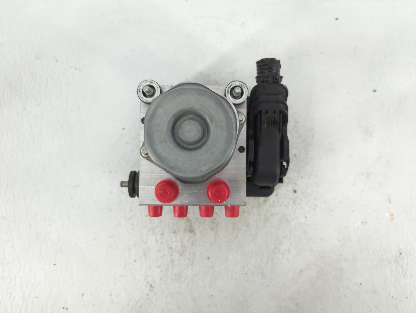 2018 Nissan Rogue ABS Pump Control Module Replacement P/N:47660 7FW3A Fits OEM Used Auto Parts - Oemusedautoparts1.com