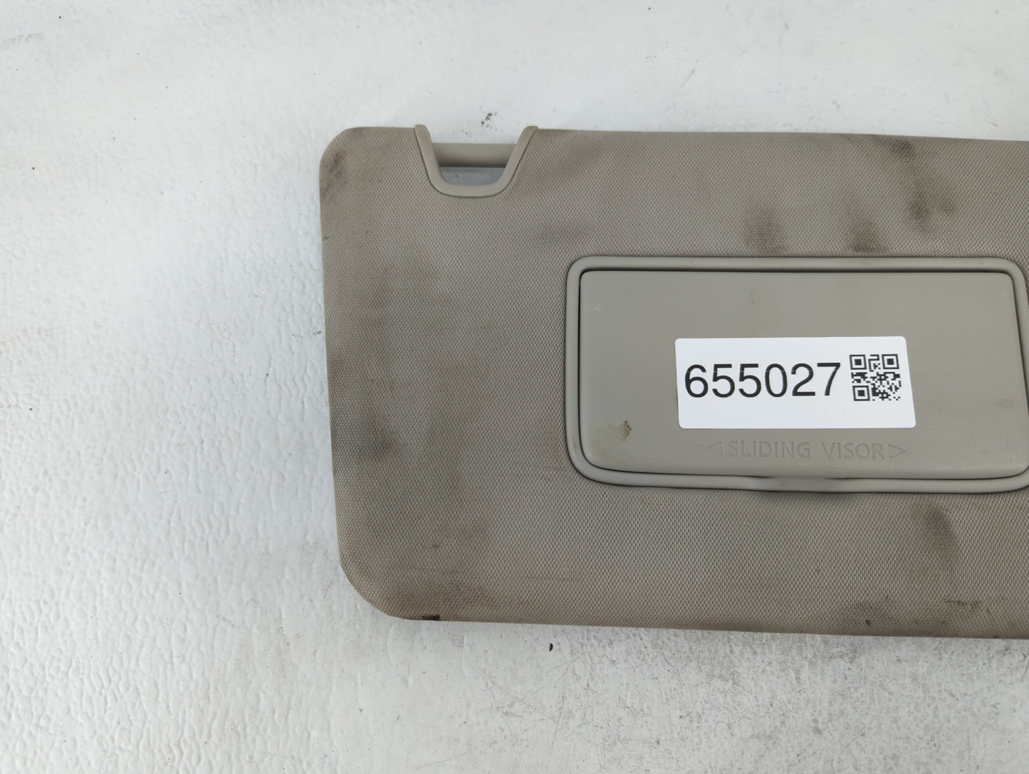 2018-2020 Nissan Rogue Sun Visor Shade Replacement Passenger Right Mirror Fits Fits 2018 2019 2020 OEM Used Auto Parts - Oem