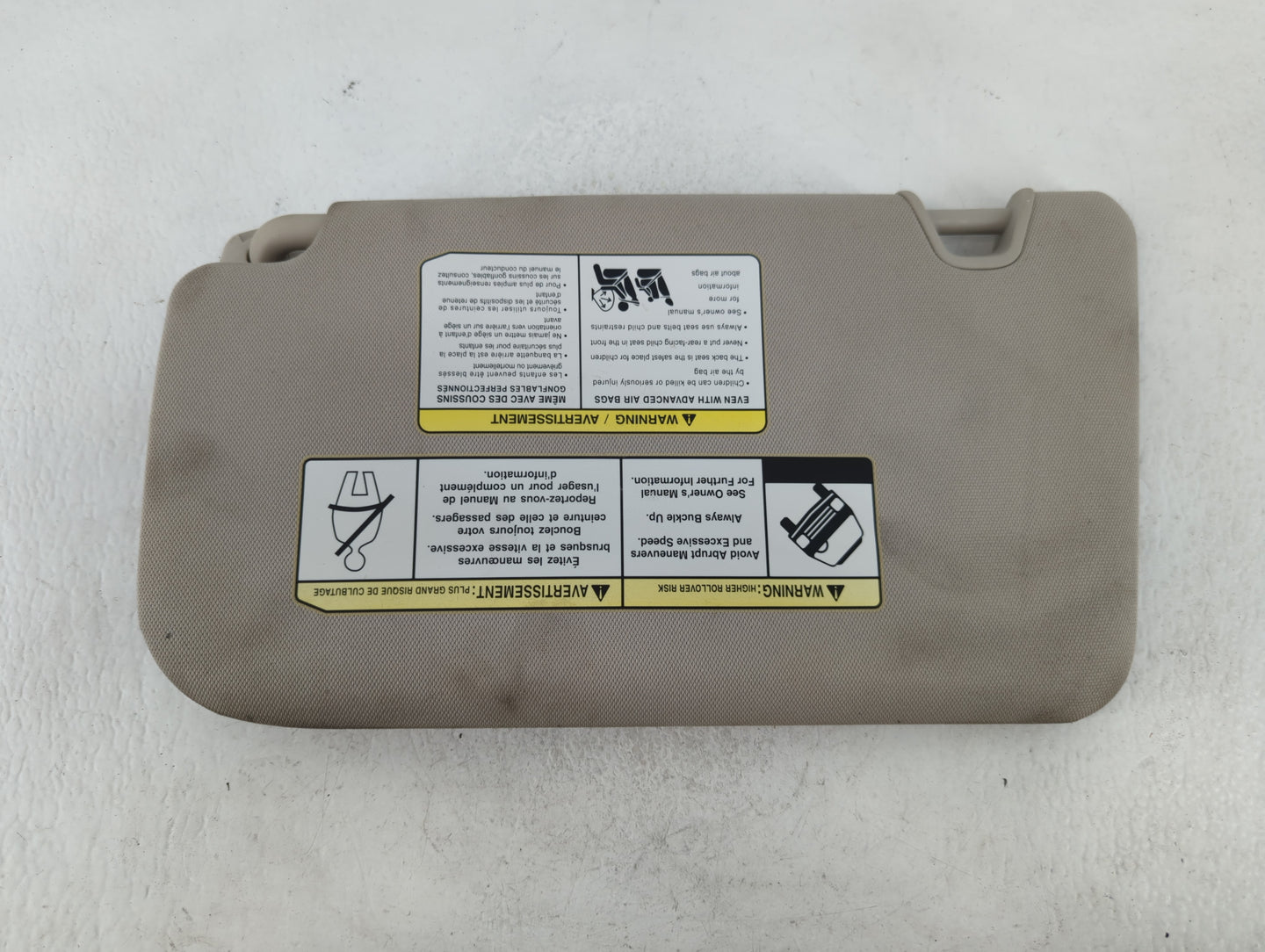 2018-2020 Nissan Rogue Sun Visor Shade Replacement Passenger Right Mirror Fits Fits 2018 2019 2020 OEM Used Auto Parts - Oem