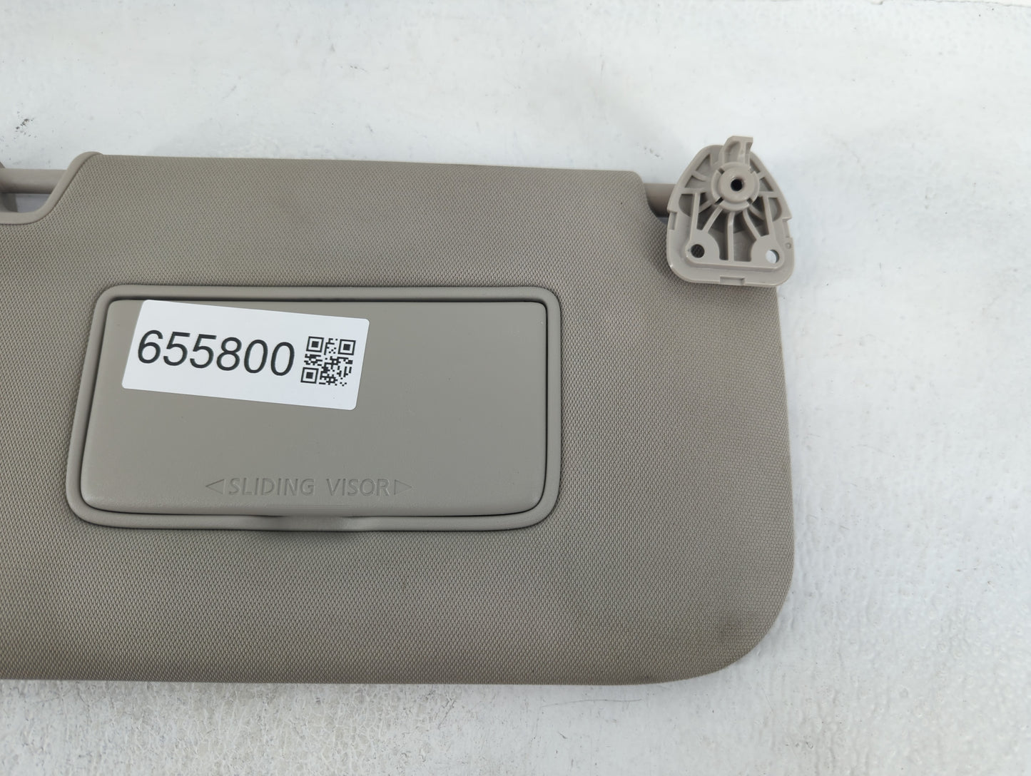 2018-2020 Nissan Rogue Sun Visor Shade Replacement Passenger Right Mirror Fits Fits 2018 2019 2020 OEM Used Auto Parts - Oem