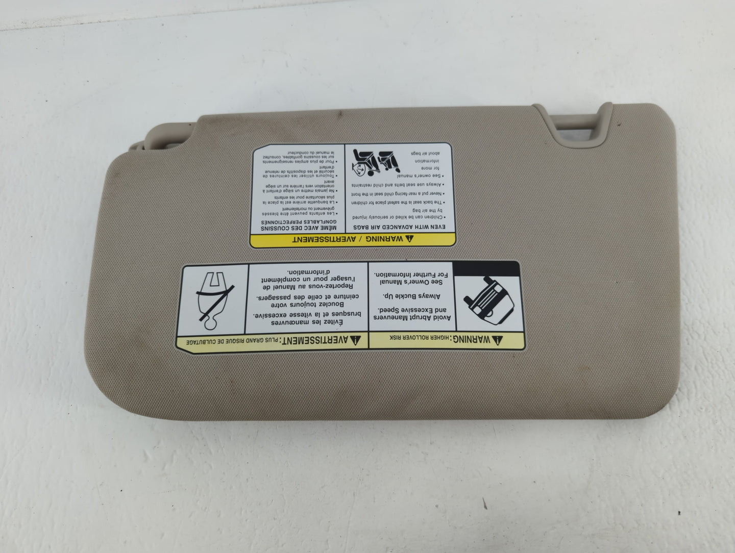 2018-2020 Nissan Rogue Sun Visor Shade Replacement Passenger Right Mirror Fits Fits 2018 2019 2020 OEM Used Auto Parts - Oem