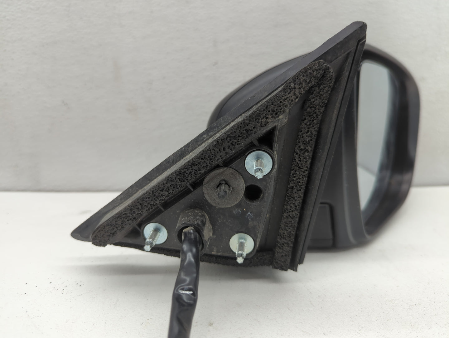 2016-2020 Nissan Rogue Driver Left Side View Manual Door Mirror - Oemusedautoparts1.com