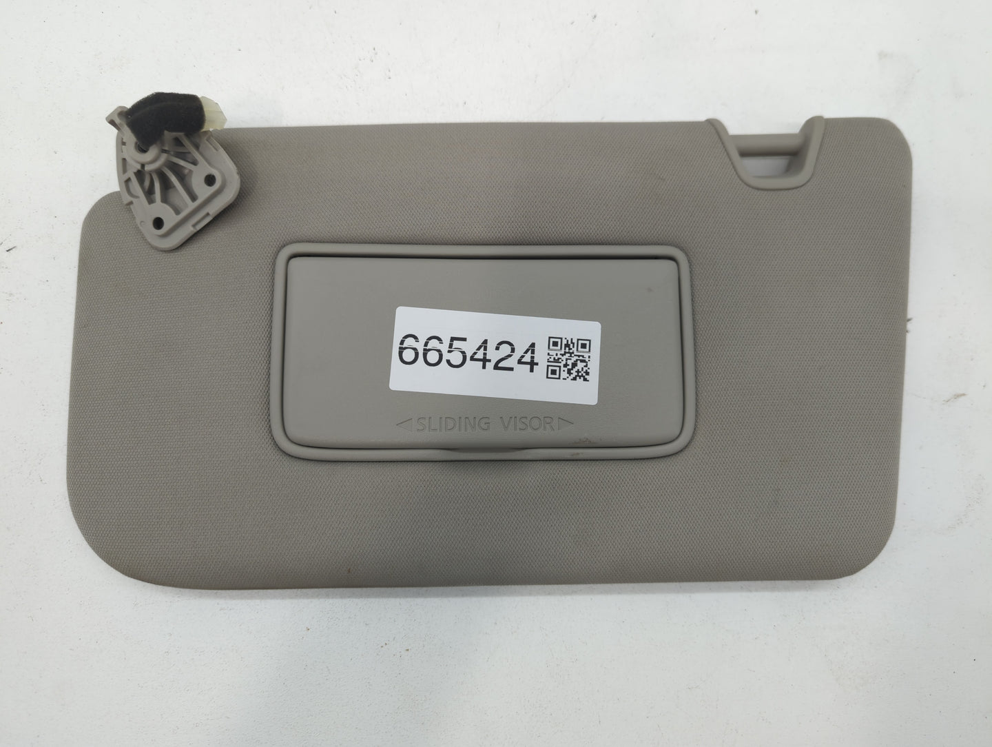 2018-2020 Nissan Rogue Sun Visor Shade Replacement Driver Left Mirror Fits Fits 2018 2019 2020 OEM Used Auto Parts - Oemused