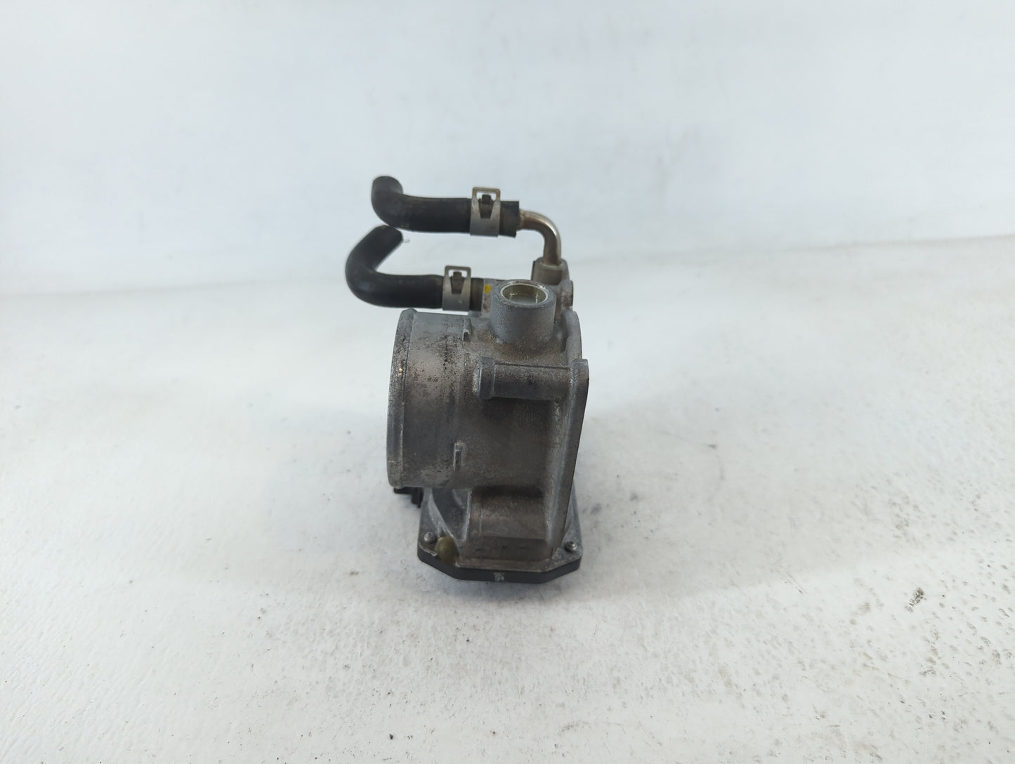 2014-2020 Nissan Rogue Throttle Body P/N:3TA60-01 C Fits Fits 2013 2014 2015 2016 2017 2018 2019 2020 OEM Used Auto Parts - 