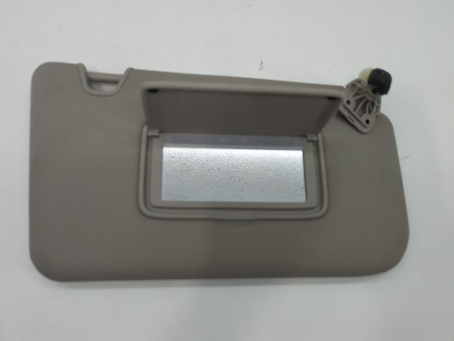 2018-2020 Nissan Rogue Sun Visor Shade Replacement Passenger Right Mirror Fits Fits 2018 2019 2020 OEM Used Auto Parts - Oem