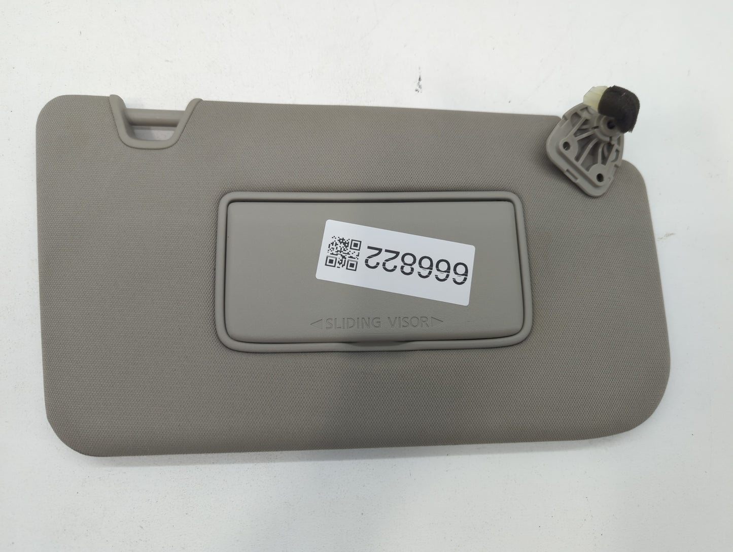 2018-2020 Nissan Rogue Sun Visor Shade Replacement Passenger Right Mirror Fits Fits 2018 2019 2020 OEM Used Auto Parts - Oem