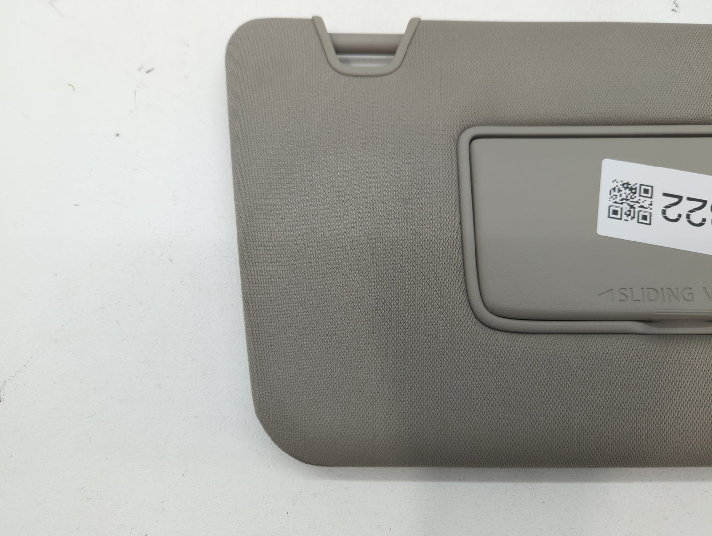 2018-2020 Nissan Rogue Sun Visor Shade Replacement Passenger Right Mirror Fits Fits 2018 2019 2020 OEM Used Auto Parts - Oem