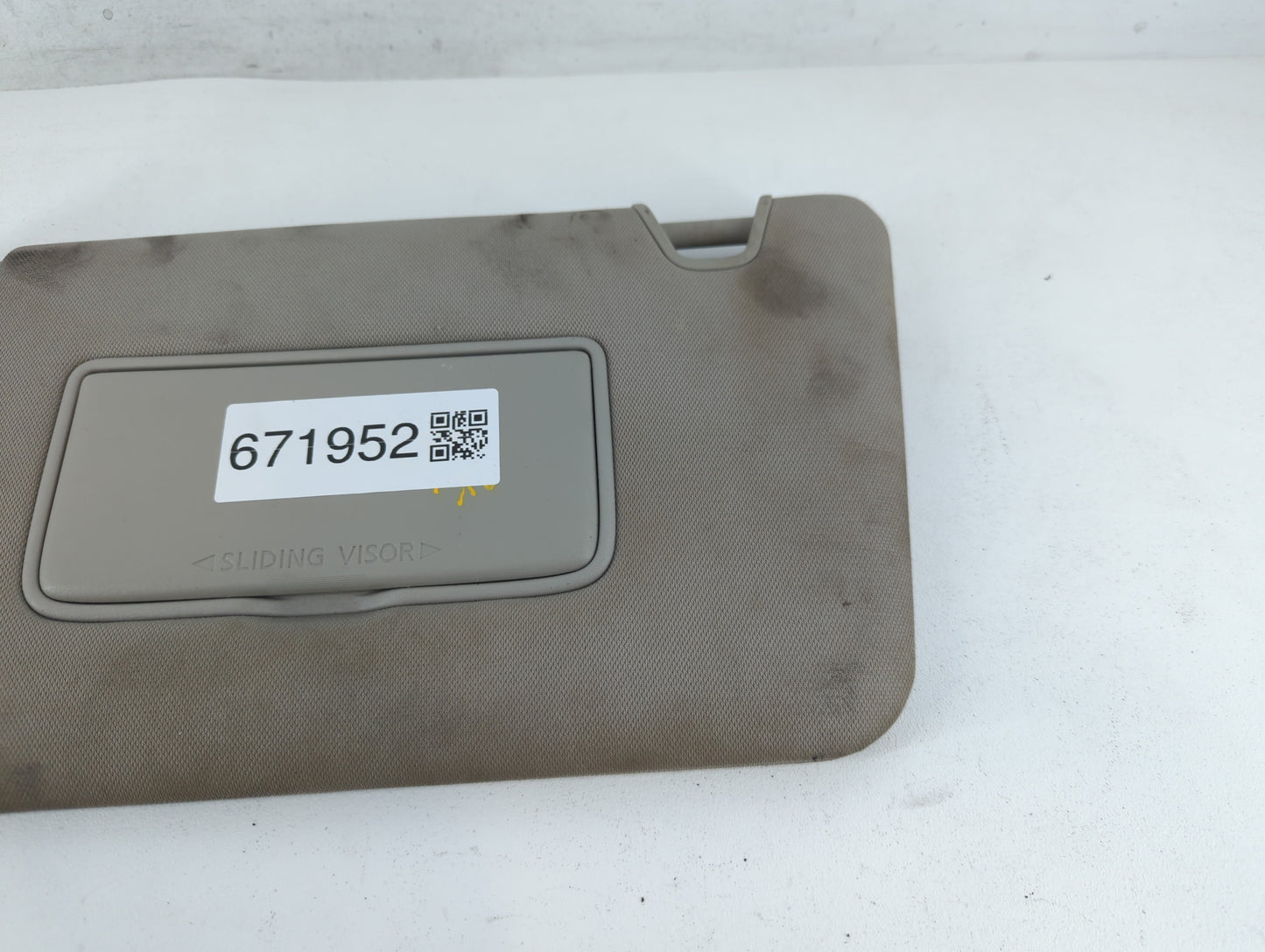 2018-2020 Nissan Rogue Sun Visor Shade Replacement Driver Left Mirror Fits Fits 2018 2019 2020 OEM Used Auto Parts - Oemused