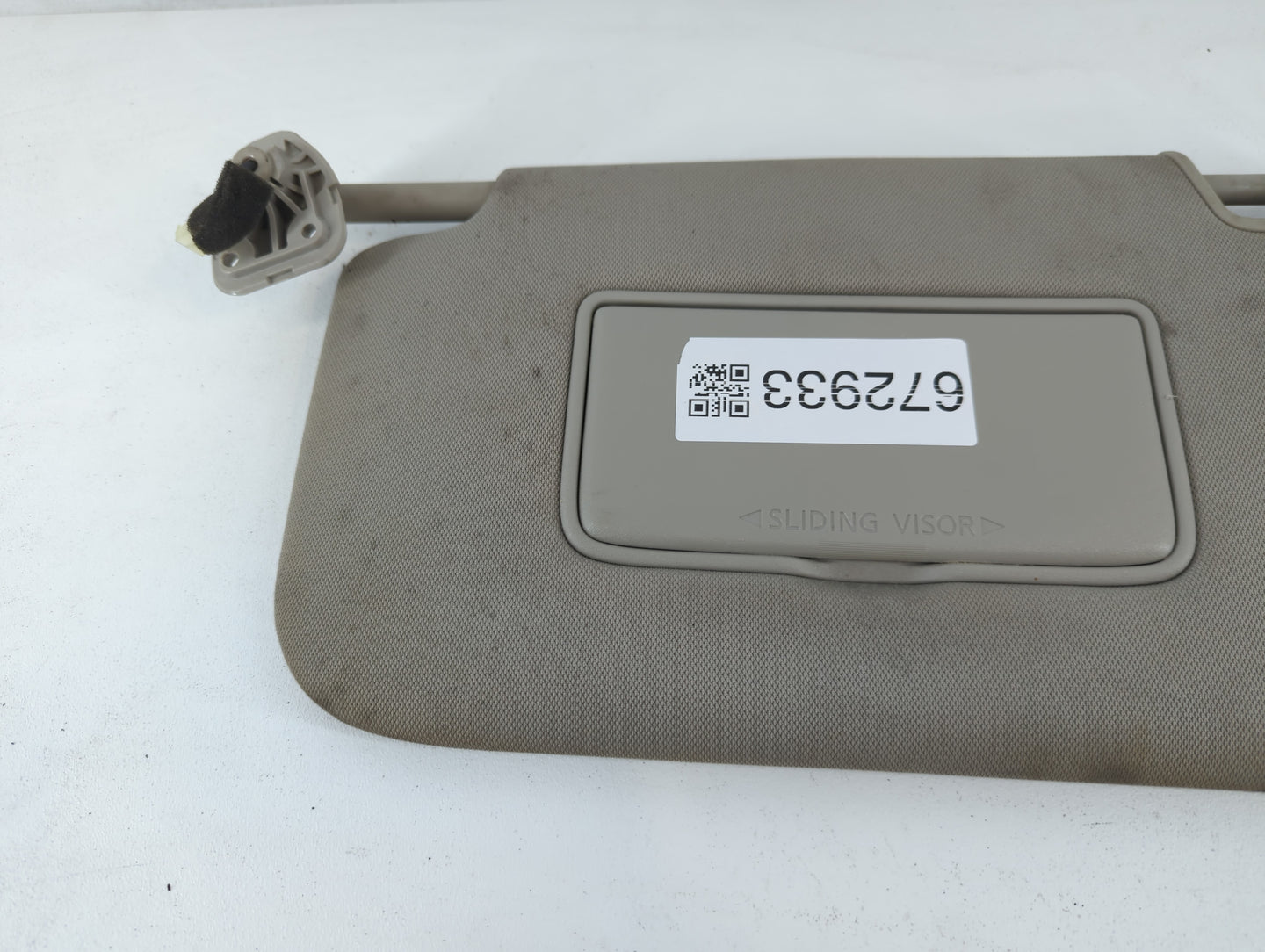 2018-2020 Nissan Rogue Sun Visor Shade Replacement Driver Left Mirror Fits Fits 2018 2019 2020 OEM Used Auto Parts - Oemused