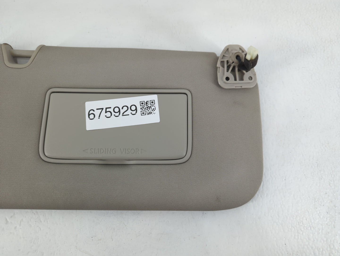 2018-2020 Nissan Rogue Sun Visor Shade Replacement Driver Left Mirror Fits Fits 2018 2019 2020 OEM Used Auto Parts - Oemused