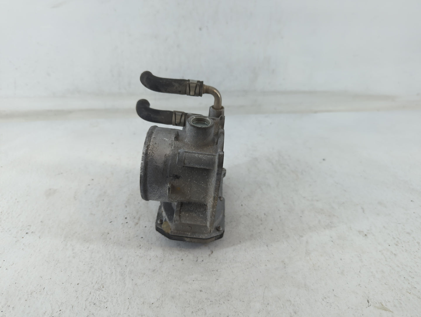 2014-2020 Nissan Rogue Throttle Body P/N:3TA60-01-C Fits Fits 2013 2014 2015 2016 2017 2018 2019 2020 OEM Used Auto Parts - 