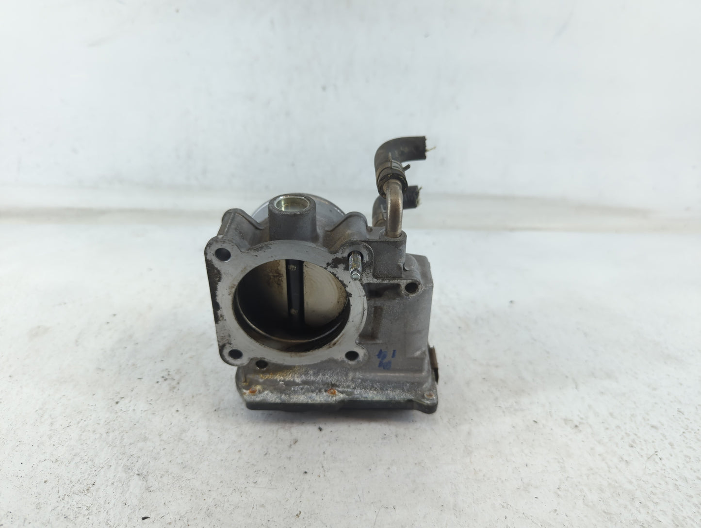 2014-2020 Nissan Rogue Throttle Body P/N:3TA60-01 C Fits Fits 2013 2014 2015 2016 2017 2018 2019 2020 OEM Used Auto Parts - 