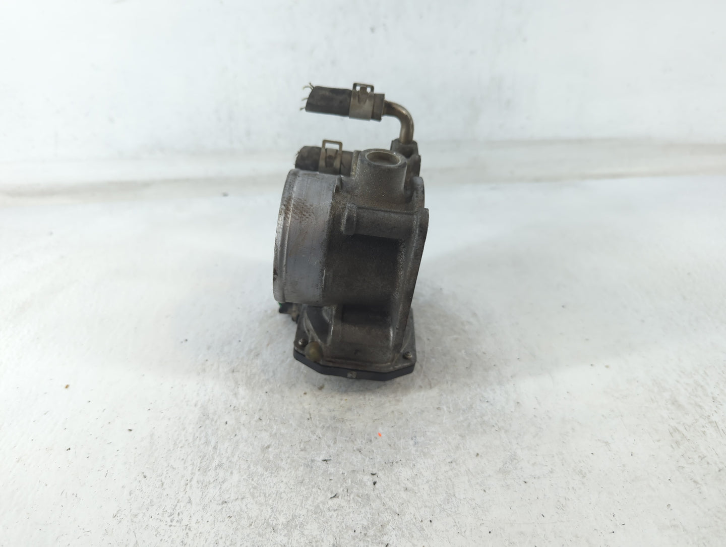 2014-2020 Nissan Rogue Throttle Body P/N:00574 7L08, 3TA60-01 C Fits Fits 2013 2014 2015 2016 2017 2018 2019 2020 OEM Used A