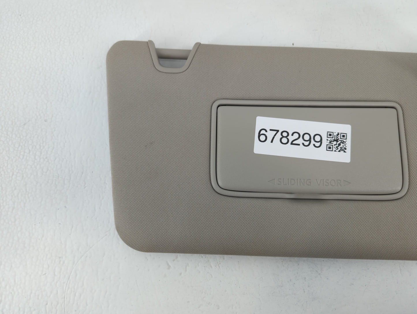 2018-2020 Nissan Rogue Sun Visor Shade Replacement Passenger Right Mirror Fits Fits 2018 2019 2020 OEM Used Auto Parts - Oem