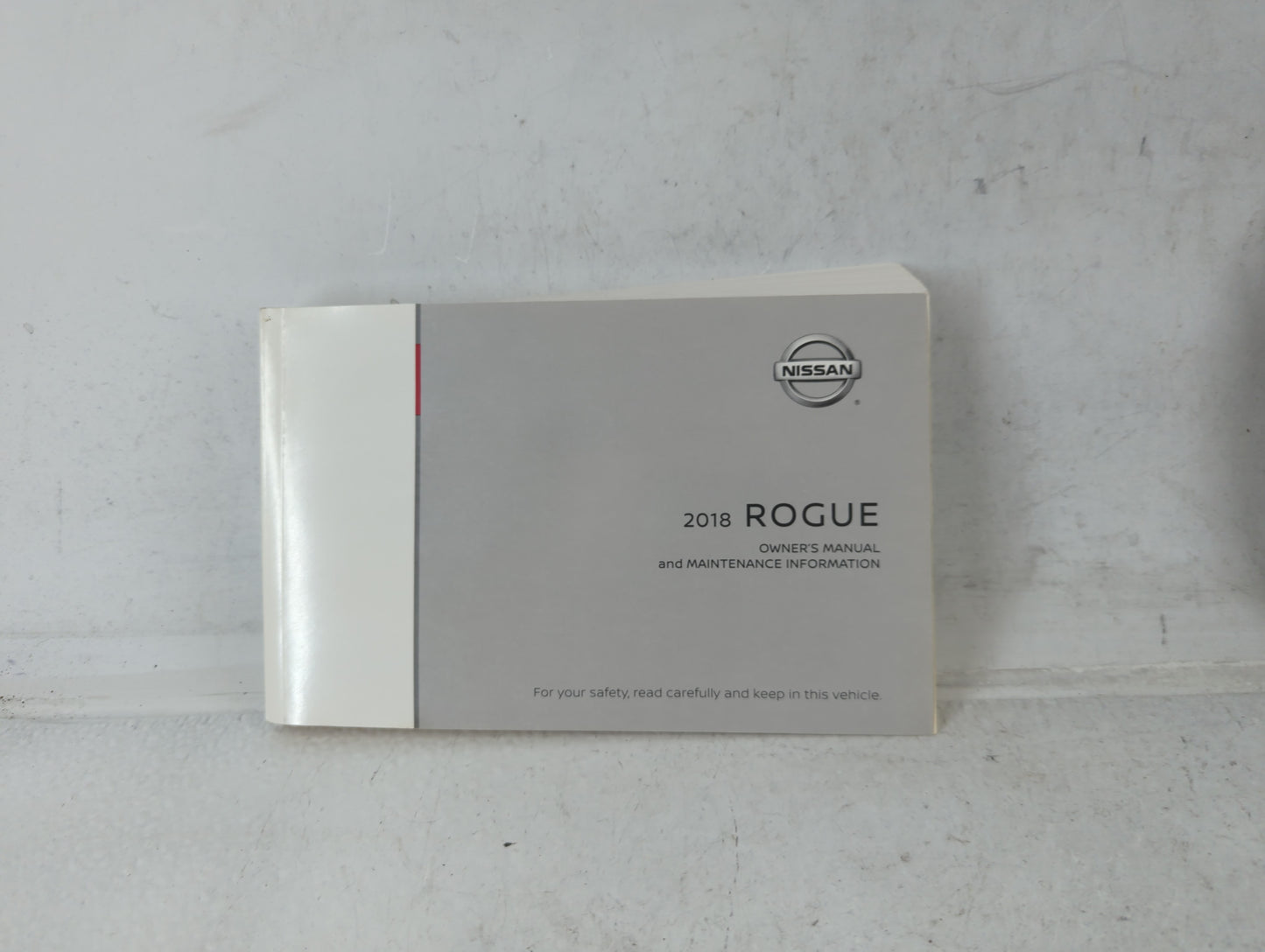 2018 Nissan Rogue Owners Manual Book Guide P/N:OM18EA 0T32U1 OEM Used Auto Parts - Oemusedautoparts1.com