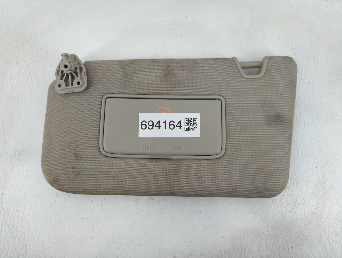 2018-2020 Nissan Rogue Sun Visor Shade Replacement Driver Left Mirror Fits Fits 2018 2019 2020 OEM Used Auto Parts - Oemused