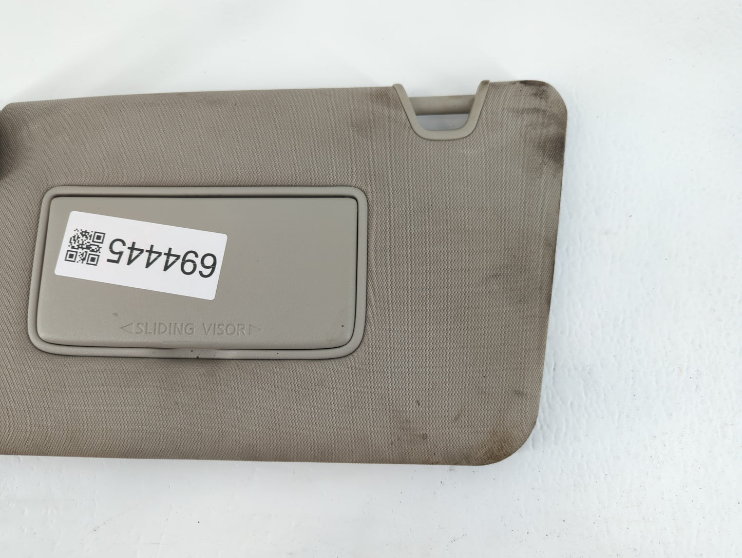 2018-2020 Nissan Rogue Sun Visor Shade Replacement Driver Left Mirror Fits Fits 2018 2019 2020 OEM Used Auto Parts - Oemused