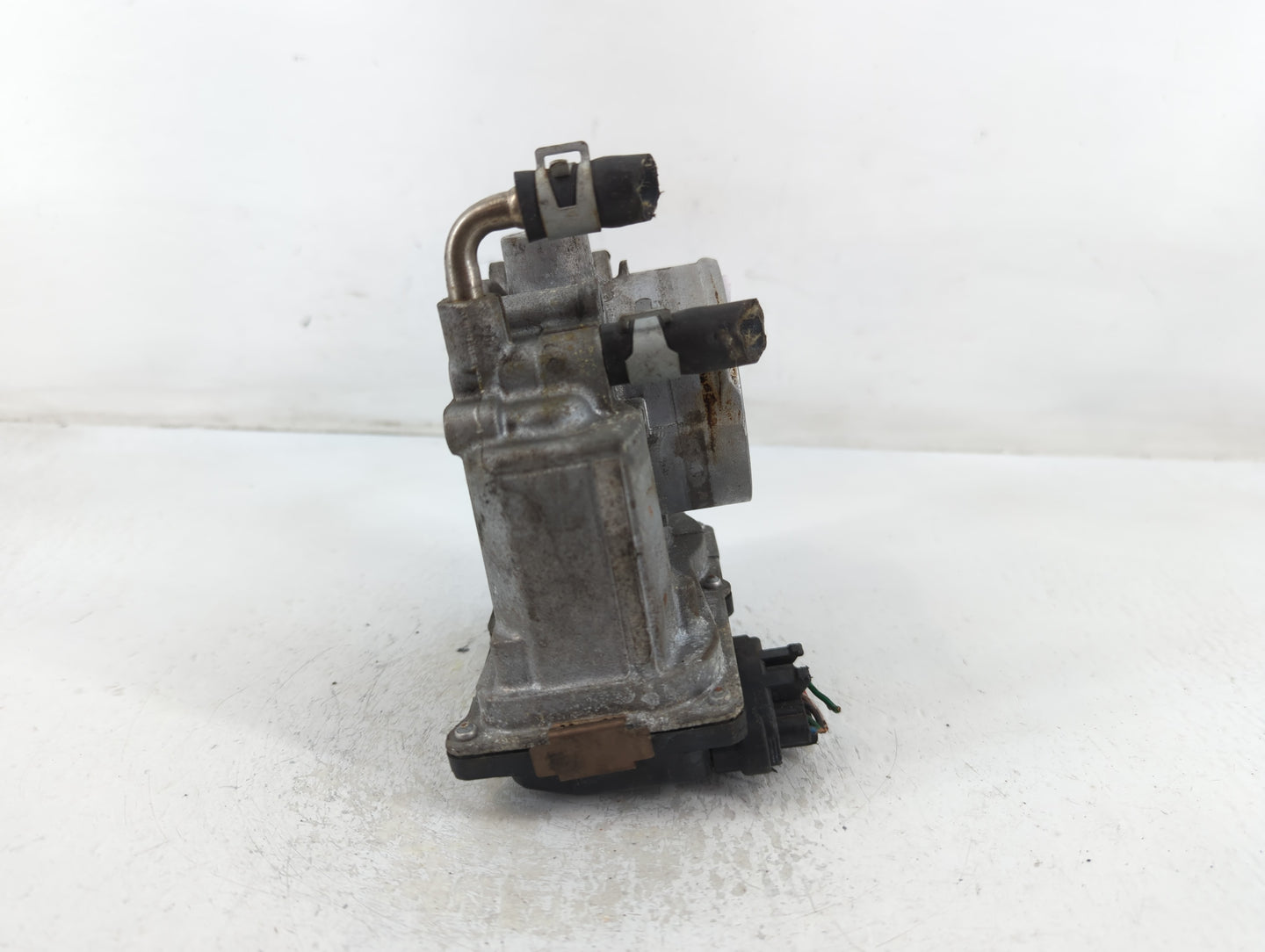 2014-2020 Nissan Rogue Throttle Body P/N:3TA60-01 C Fits Fits 2013 2014 2015 2016 2017 2018 2019 2020 OEM Used Auto Parts - 