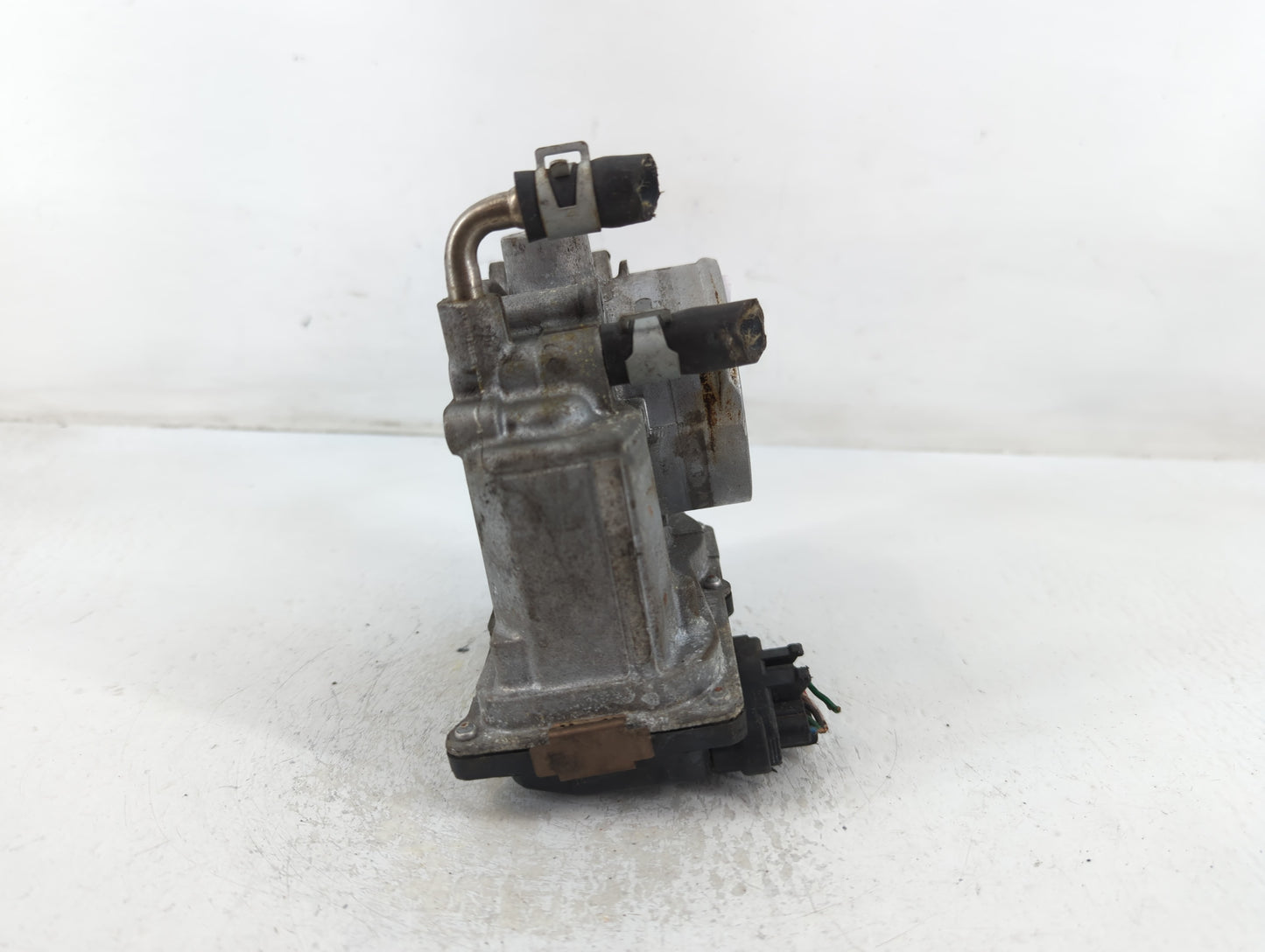 2014-2020 Nissan Rogue Throttle Body P/N:3TA60-01 C Fits Fits 2013 2014 2015 2016 2017 2018 2019 2020 OEM Used Auto Parts - 