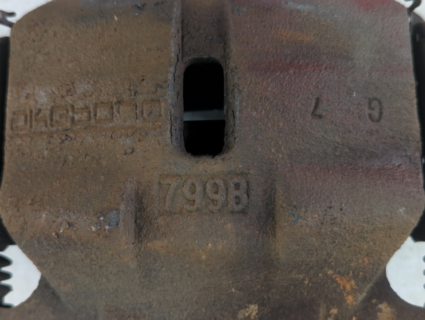 2016-2020 Nissan Rogue Front Passenger Right Brake Caliper - Oemusedautoparts1.com