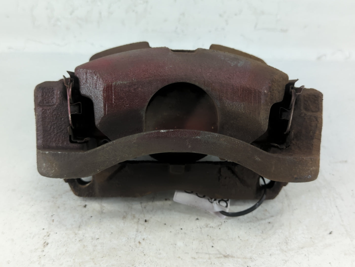 2016-2020 Nissan Rogue Front Passenger Right Brake Caliper - Oemusedautoparts1.com