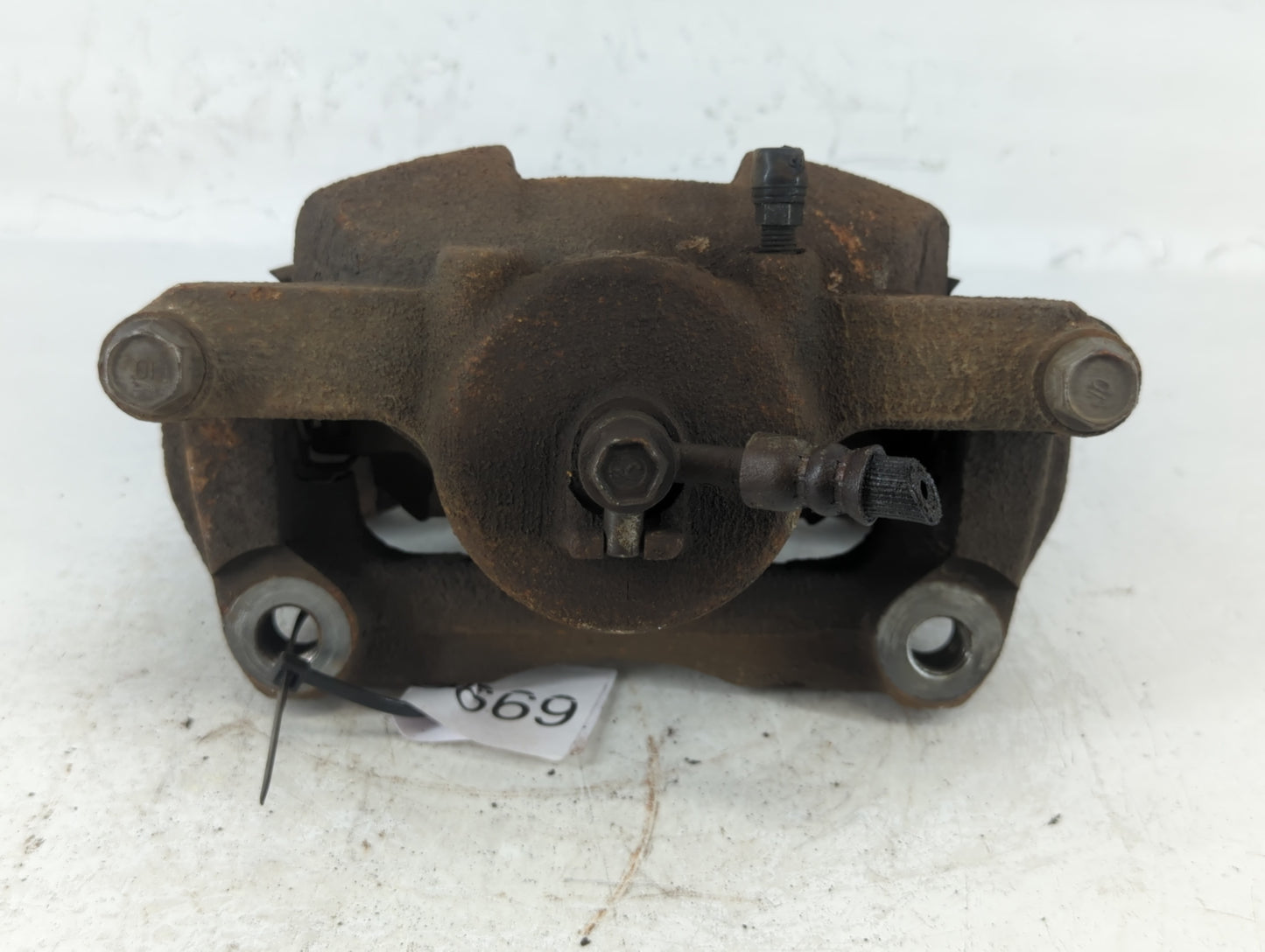2016-2020 Nissan Rogue Front Passenger Right Brake Caliper - Oemusedautoparts1.com