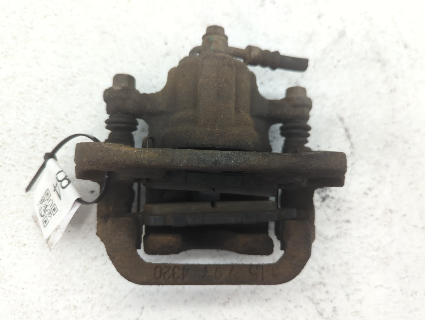 2016-2020 Nissan Rogue Front Driver Left Brake Caliper - Oemusedautoparts1.com
