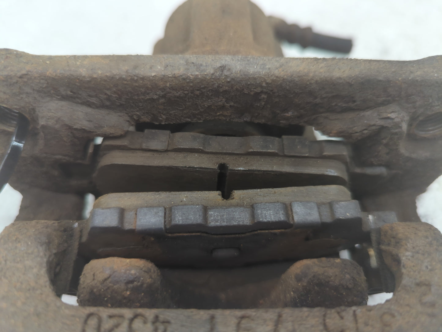 2016-2020 Nissan Rogue Front Driver Left Brake Caliper - Oemusedautoparts1.com