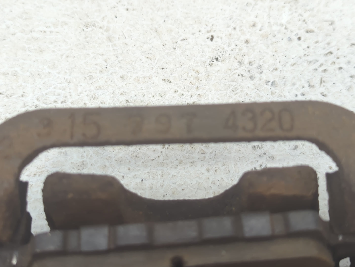 2016-2020 Nissan Rogue Front Driver Left Brake Caliper - Oemusedautoparts1.com