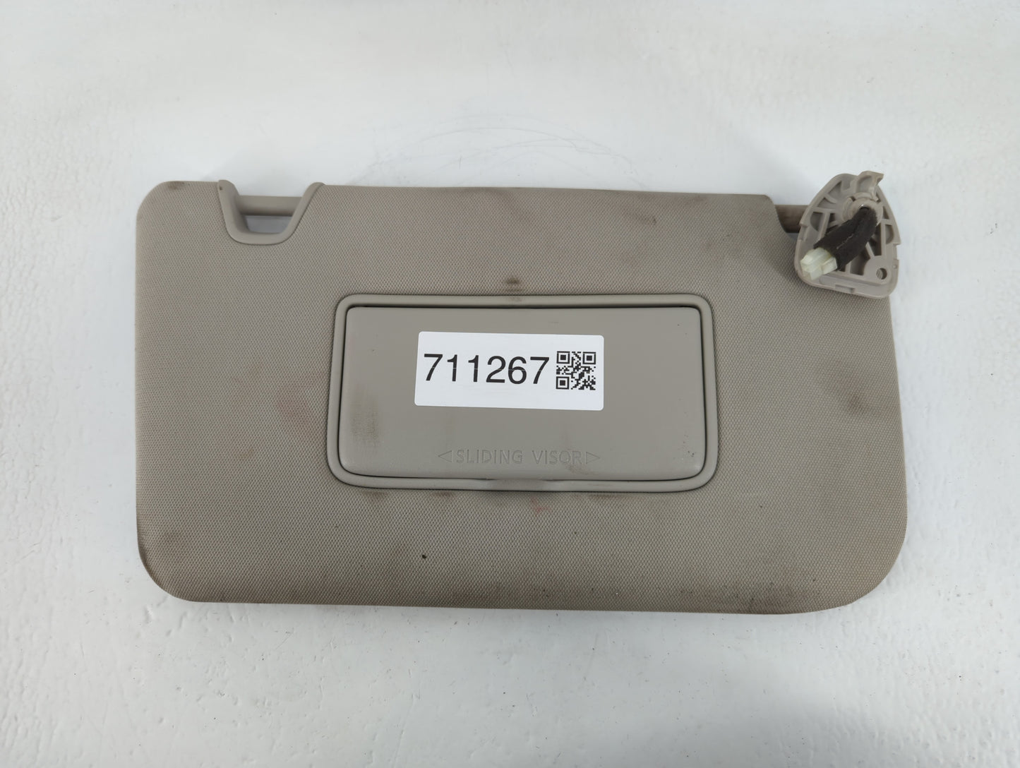 2018-2020 Nissan Rogue Sun Visor Shade Replacement Passenger Right Mirror Fits Fits 2018 2019 2020 OEM Used Auto Parts - Oem