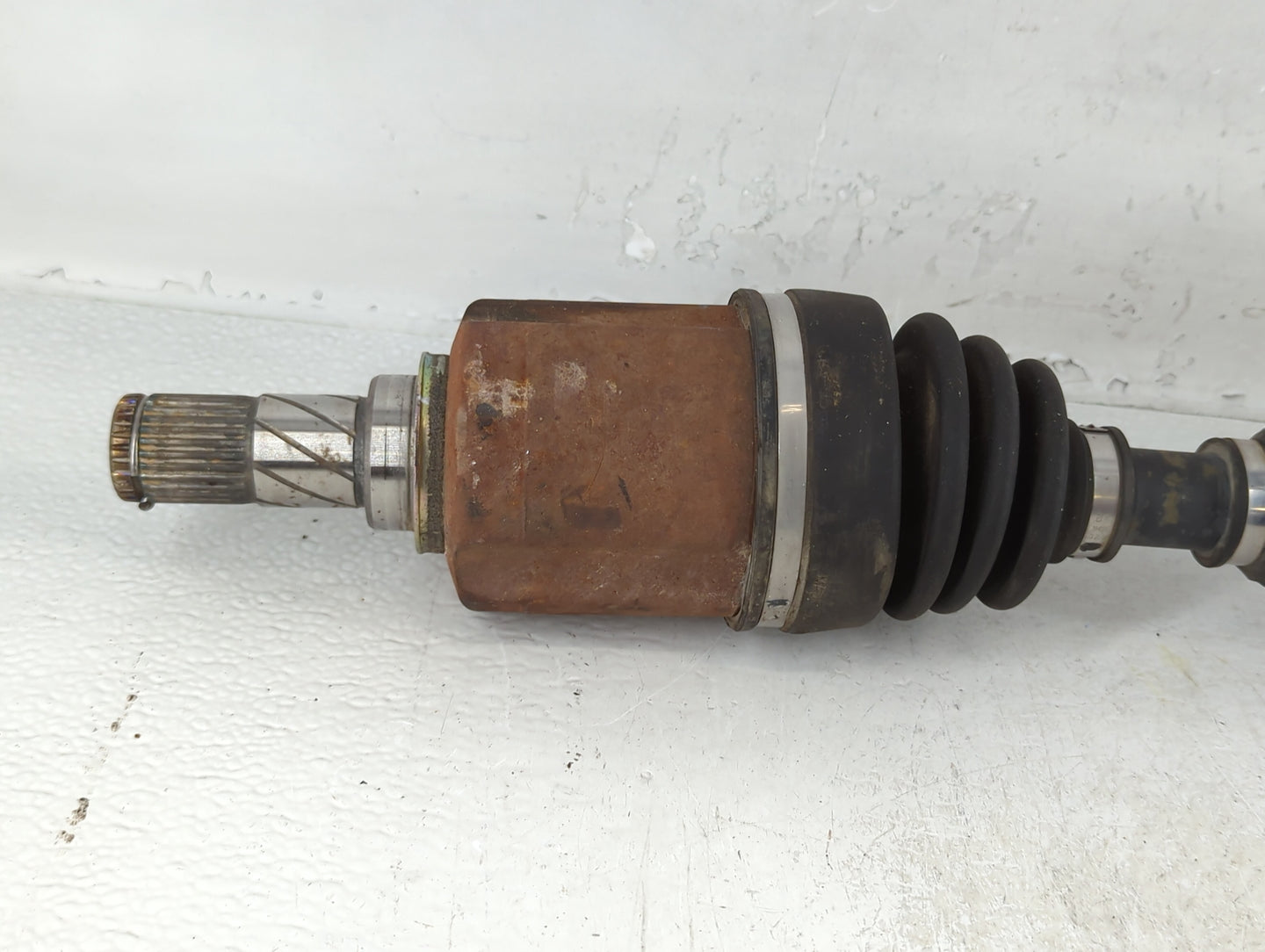 2017-2019 Nissan Rogue Axle Shaft Front Driver Cv C/v - Oemusedautoparts1.com