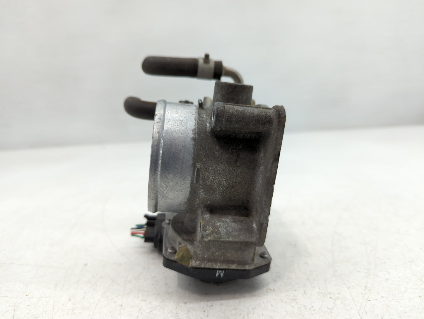 2014-2020 Nissan Rogue Throttle Body P/N:3TA60-01 C Fits Fits 2013 2014 2015 2016 2017 2018 2019 2020 OEM Used Auto Parts - 