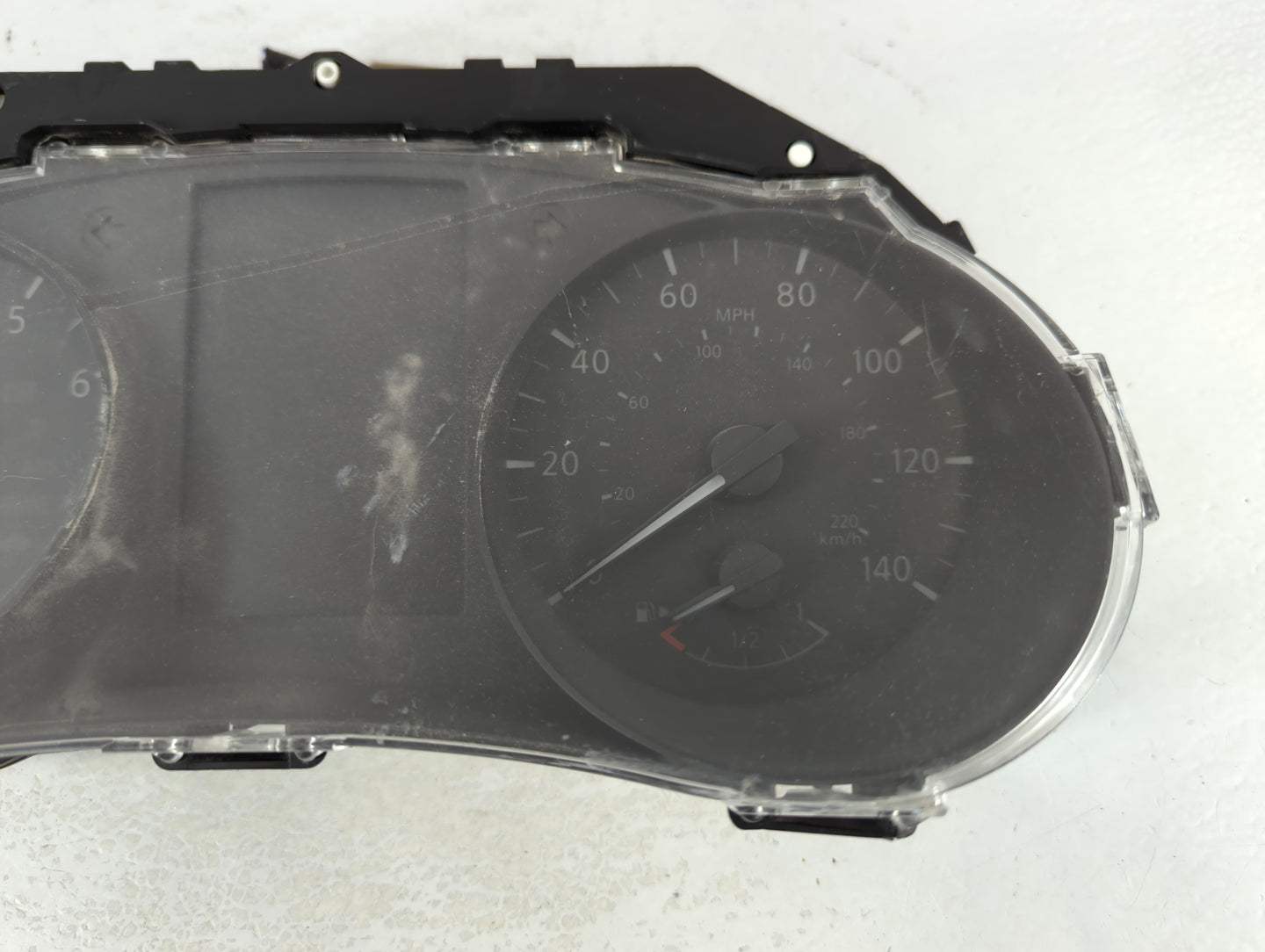 2018 Nissan Rogue Instrument Cluster Speedometer Gauges P/N:5HR0A/XQ32 180223, 0223 Fits OEM Used Auto Parts - Oemusedautopa
