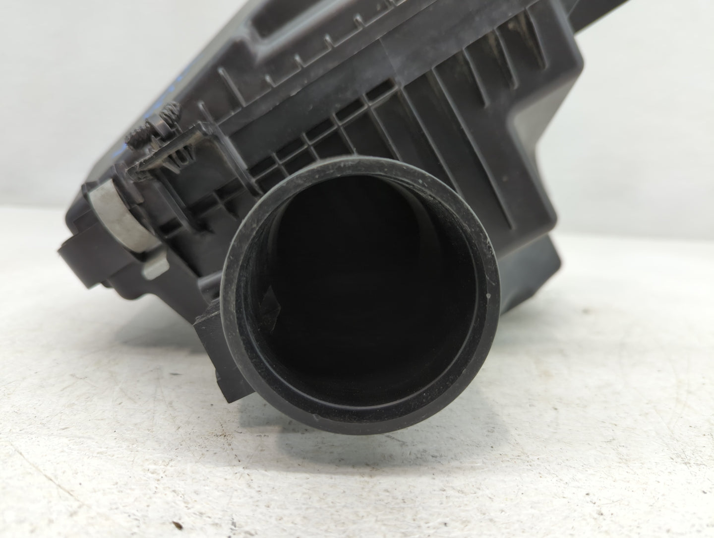 2015-2019 Nissan Rogue Air Cleaner Intake-duct Hose Tube - Oemusedautoparts1.com