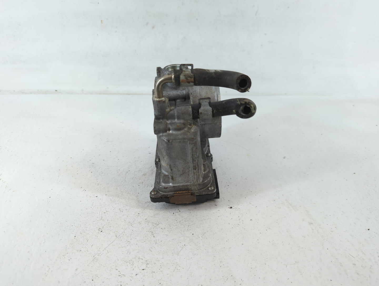 2014-2020 Nissan Rogue Throttle Body P/N:3TA60-01 C Fits Fits 2013 2014 2015 2016 2017 2018 2019 2020 OEM Used Auto Parts - 