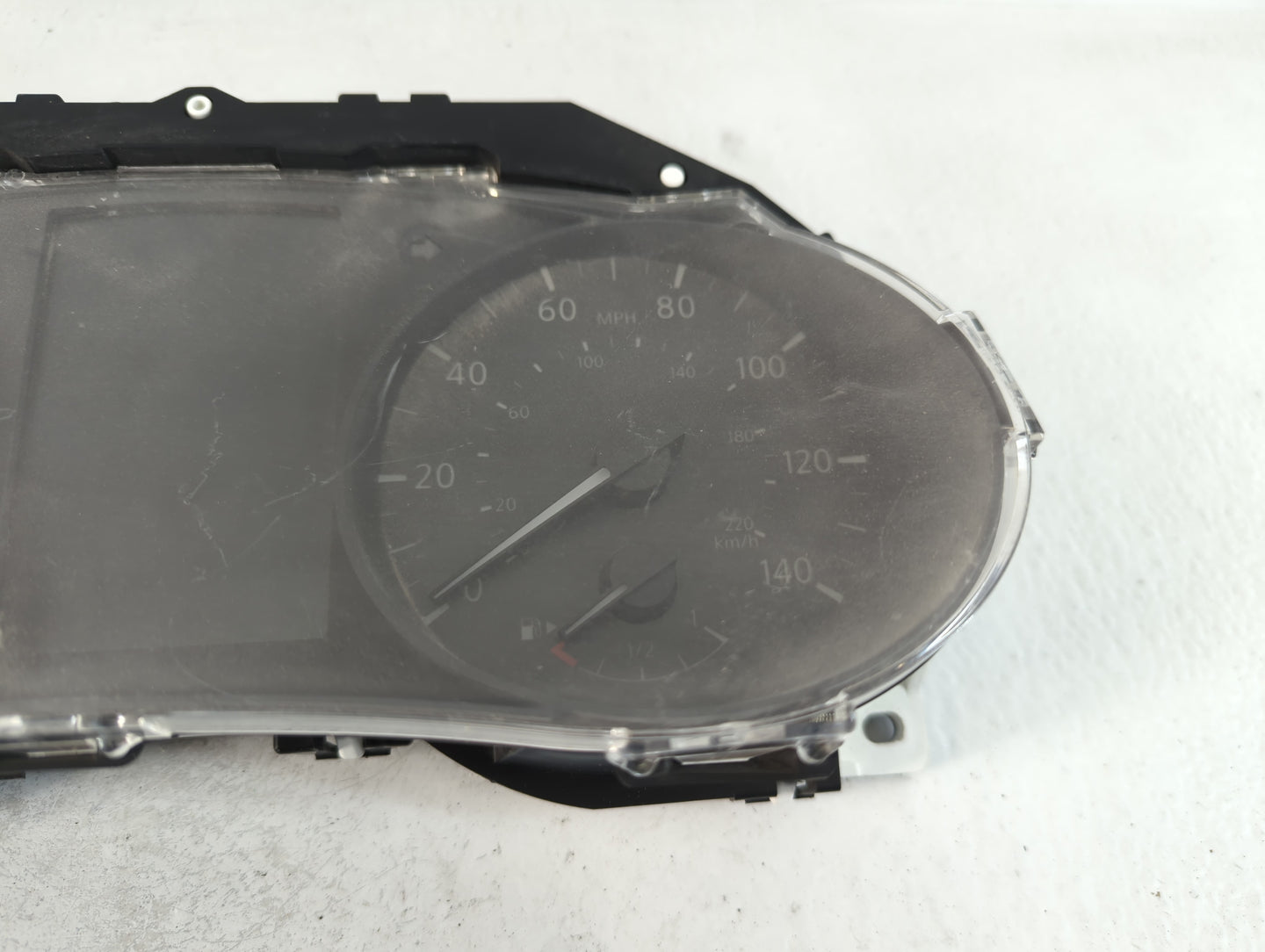 2018 Nissan Rogue Instrument Cluster Speedometer Gauges P/N:1708230167 7FW0A/CS95 Fits OEM Used Auto Parts - Oemusedautopart