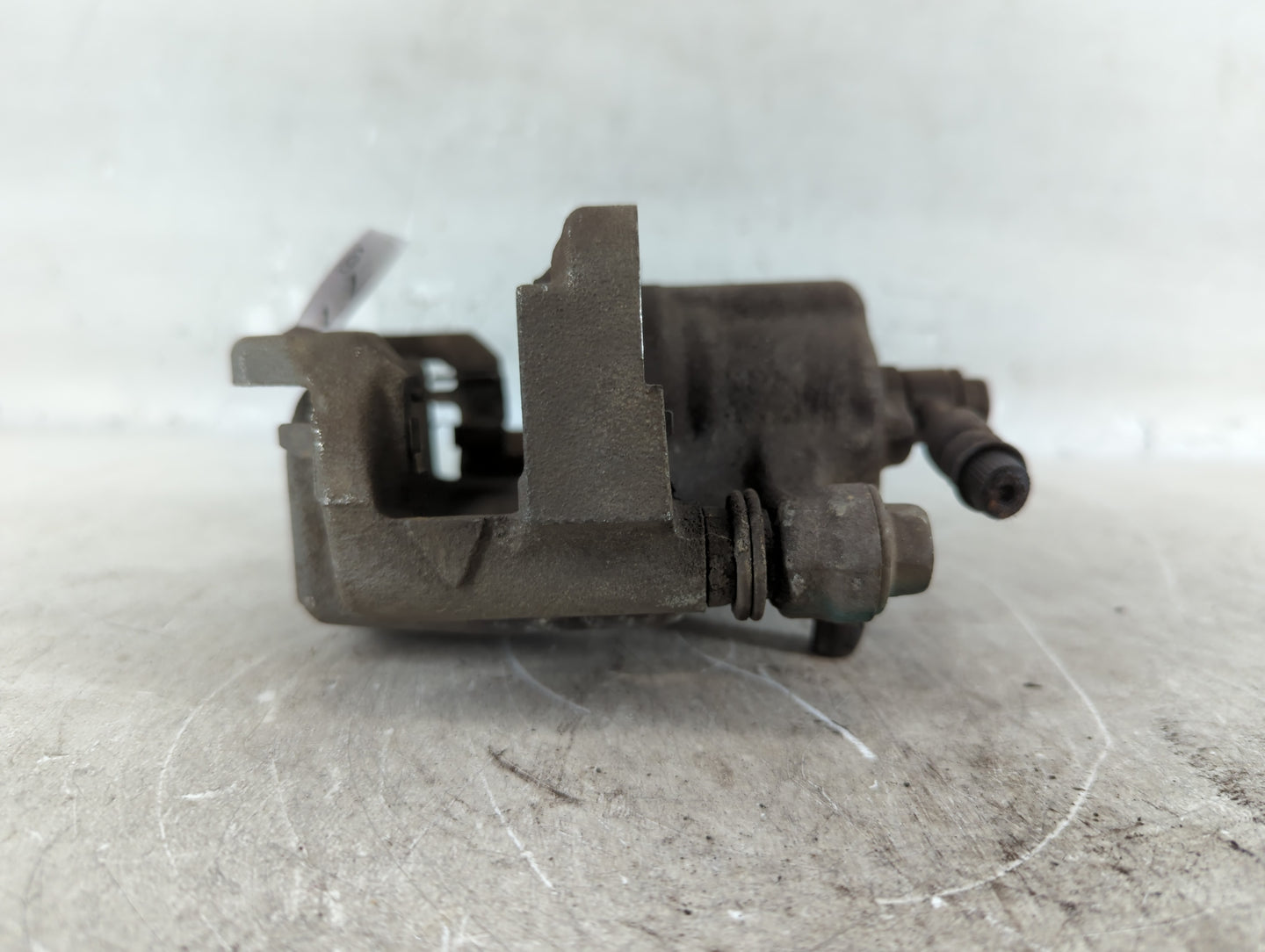 2014-2020 Nissan Rogue Front Passenger Right Brake Caliper - Oemusedautoparts1.com