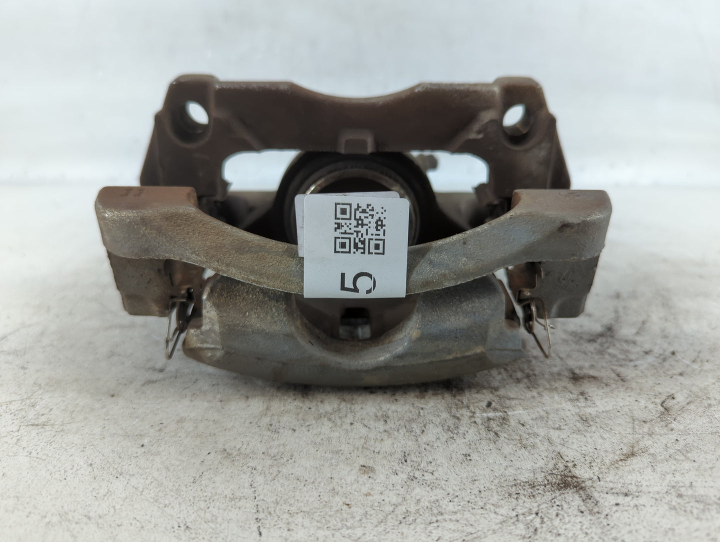 2014-2020 Nissan Rogue Front Driver Left Brake Caliper - Oemusedautoparts1.com