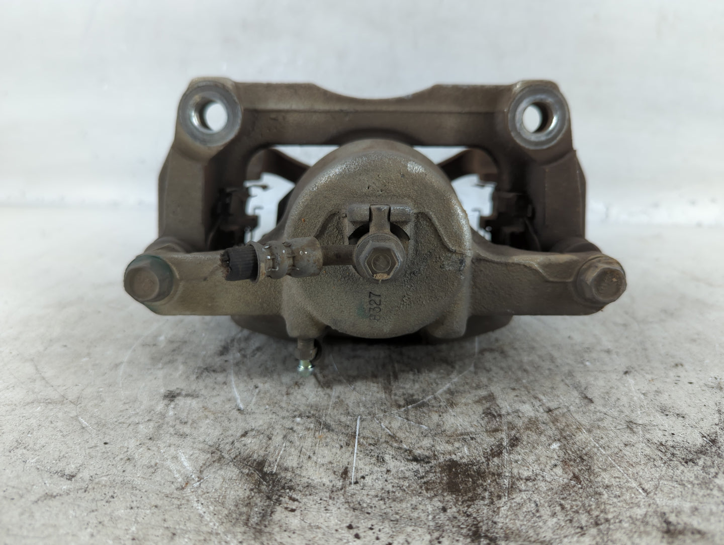 2014-2020 Nissan Rogue Front Driver Left Brake Caliper - Oemusedautoparts1.com