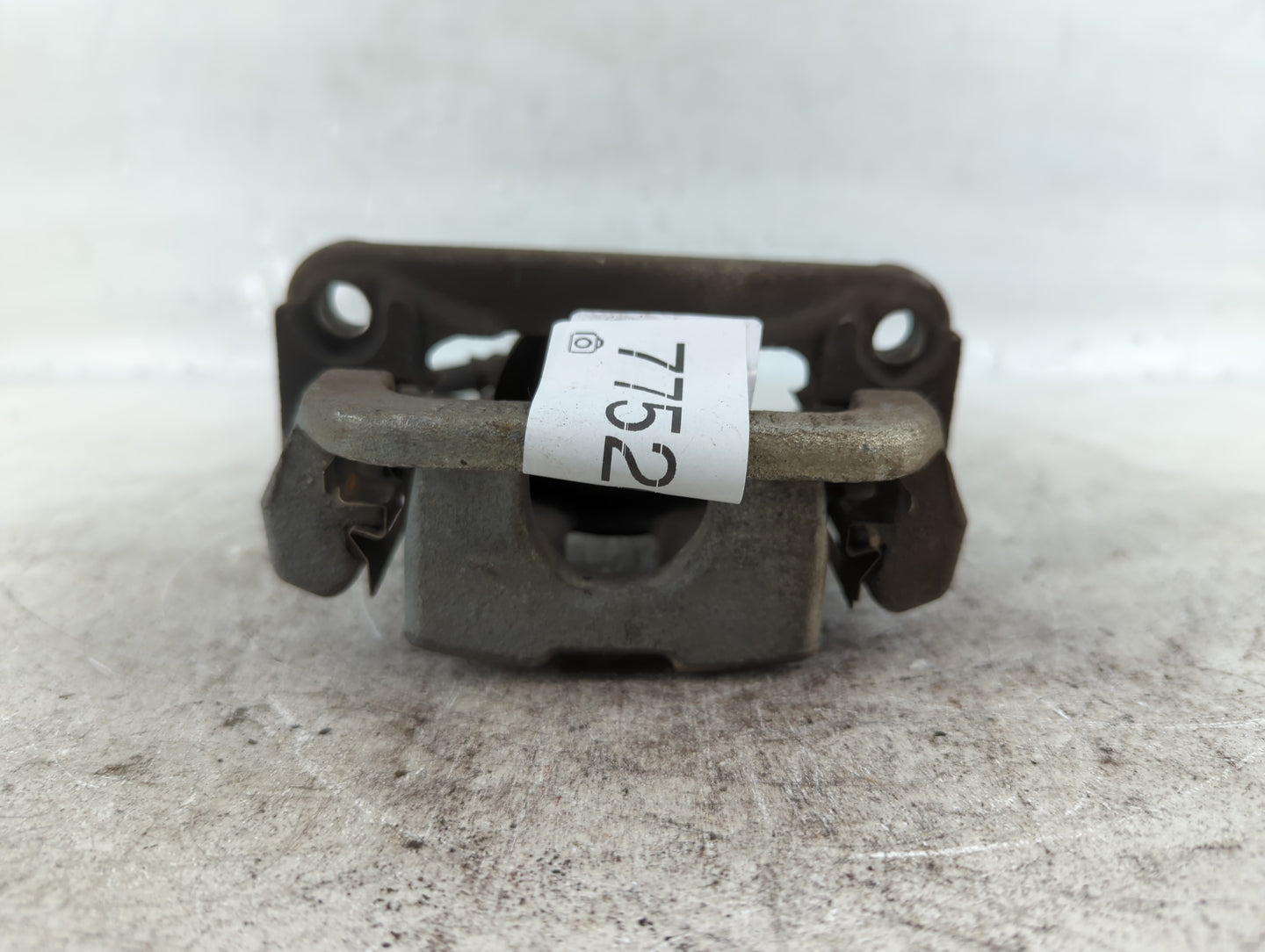 2014-2020 Nissan Rogue Rear Driver Left Brake Caliper - Oemusedautoparts1.com
